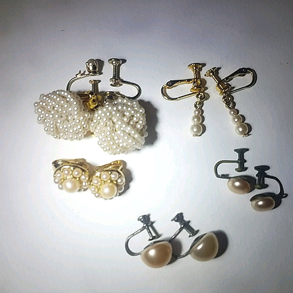 Vintage Lot of  6 Pair Earings  bundle + I'll reduce shipping